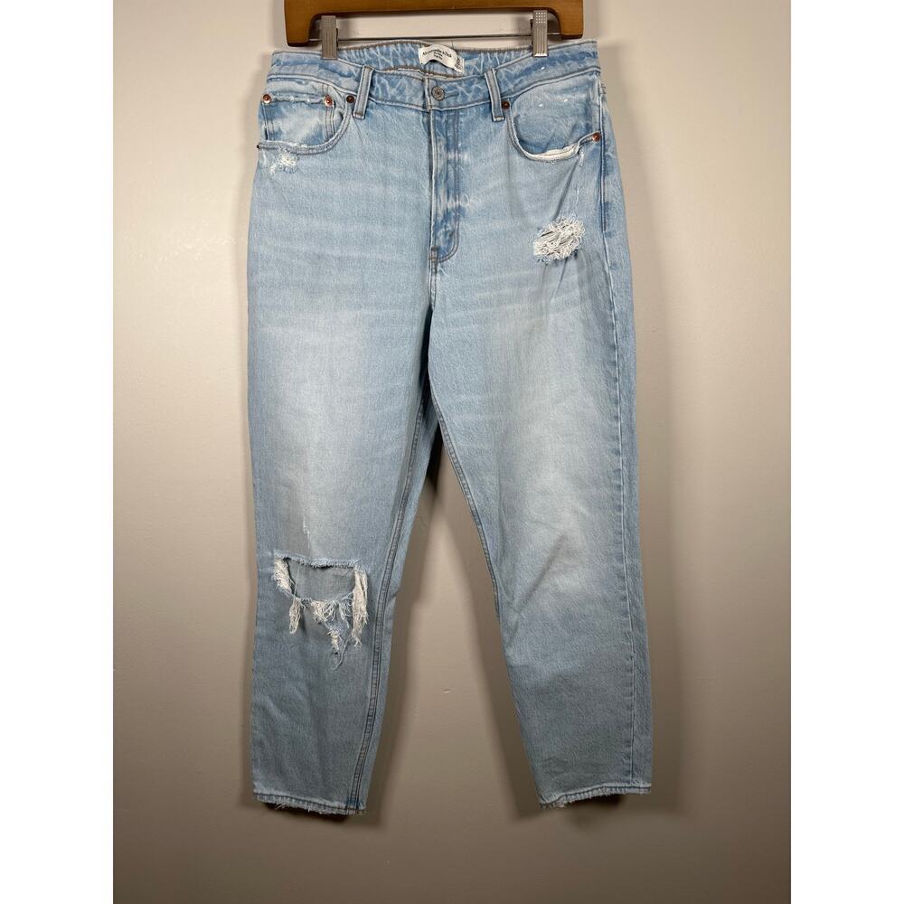 Abercrombie & Fitch The Mom High Rise‎ Curve Love Sz 30/10 Distressed Light Wash